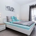 아파트 In 5517